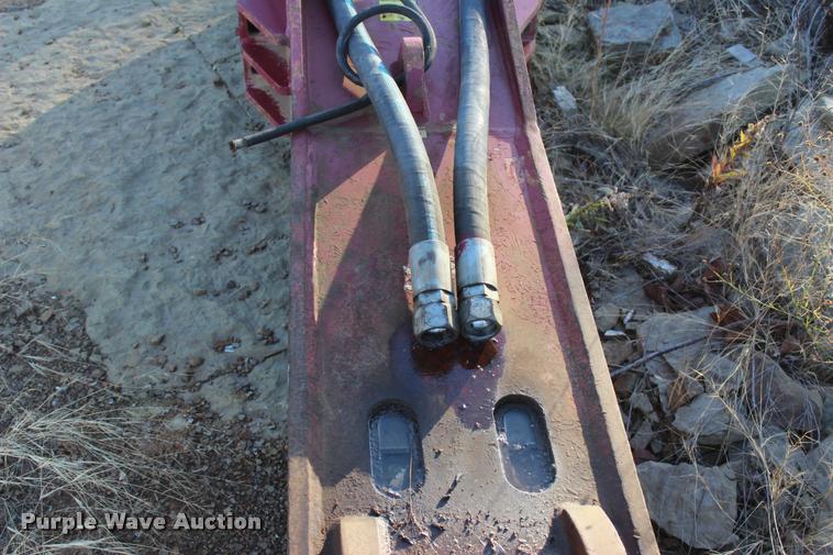 image for item L4924 2011 Allied 140B hydraulic hammer