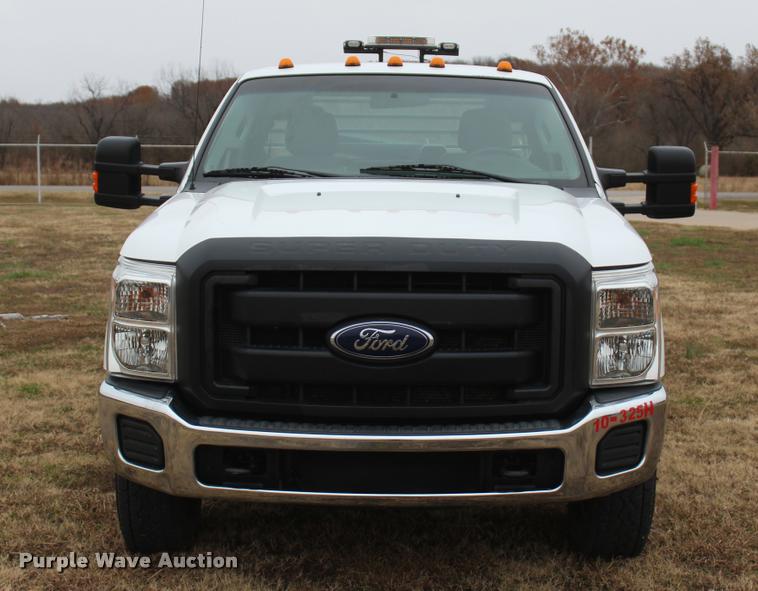 image for item L4935 2012 Ford F350 Super Duty XL SuperCab flatbed pickup truck