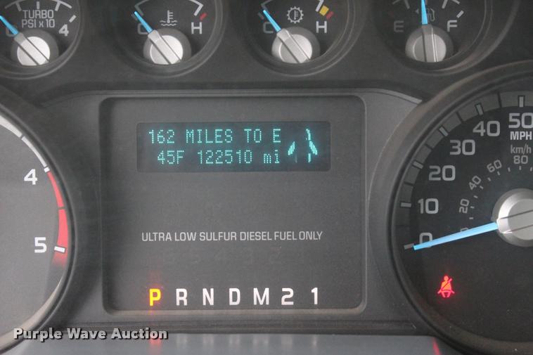 image for item L4935 2012 Ford F350 Super Duty XL SuperCab flatbed pickup truck