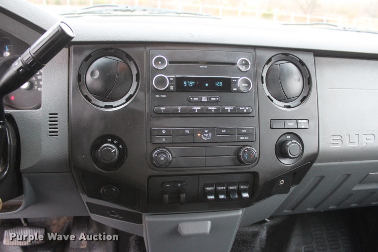 image for item L4935 2012 Ford F350 Super Duty XL SuperCab flatbed pickup truck