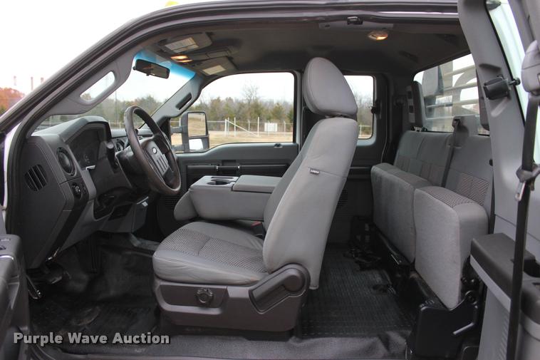 image for item L4935 2012 Ford F350 Super Duty XL SuperCab flatbed pickup truck