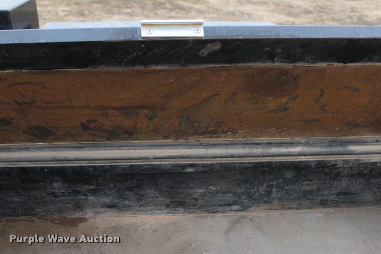 image for item L4935 2012 Ford F350 Super Duty XL SuperCab flatbed pickup truck