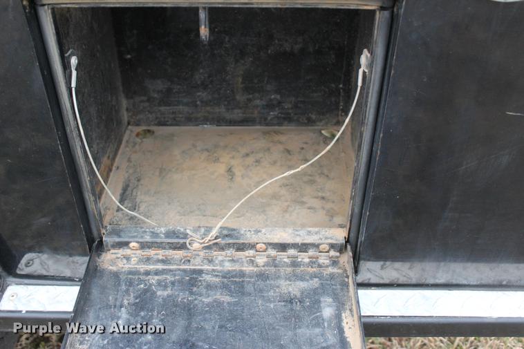 image for item L4935 2012 Ford F350 Super Duty XL SuperCab flatbed pickup truck