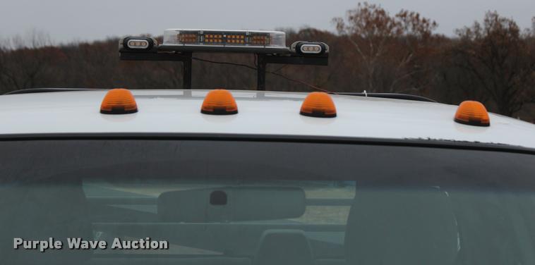 image for item L4935 2012 Ford F350 Super Duty XL SuperCab flatbed pickup truck