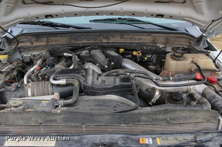 image for item L4935 2012 Ford F350 Super Duty XL SuperCab flatbed pickup truck