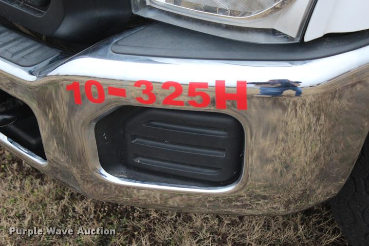 image for item L4935 2012 Ford F350 Super Duty XL SuperCab flatbed pickup truck