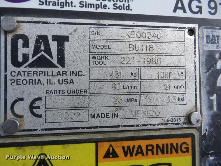 image for item AG9100 2007 Caterpillar BU118 skid steer broom