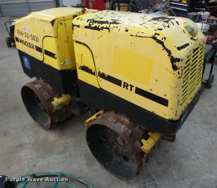 image for item AG9102 2005 Wacker RT vibratory trench compactor