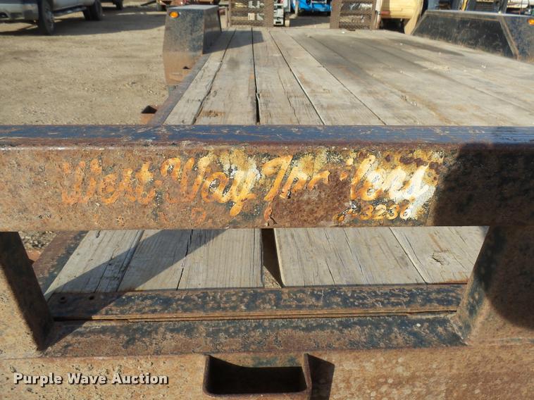 image for item AL9058 2008 RWMI RTF18H equipment trailer