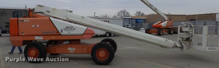 image for item AV9761 2006 Snorkel TB60 boom lift