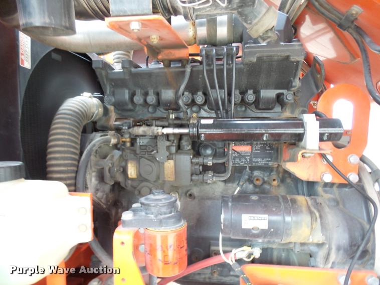 image for item AV9761 2006 Snorkel TB60 boom lift