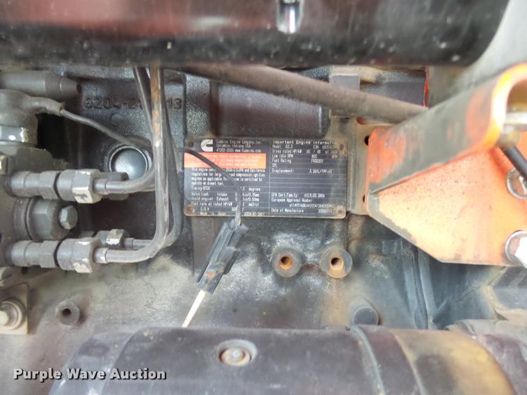 image for item AV9761 2006 Snorkel TB60 boom lift