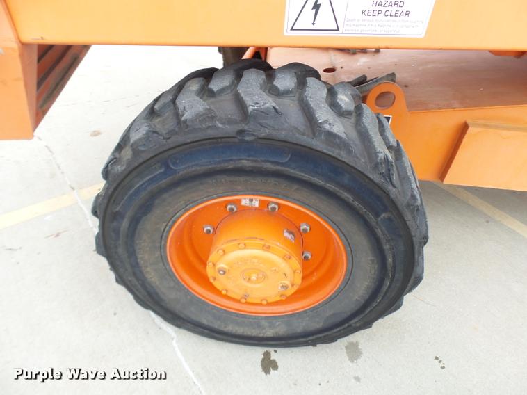image for item AV9761 2006 Snorkel TB60 boom lift