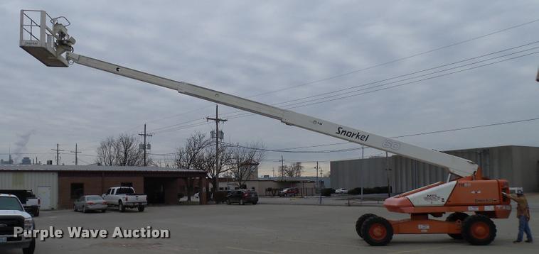 image for item AV9761 2006 Snorkel TB60 boom lift