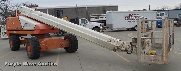 image for item AV9763 2006 Snorkel TB60 boom lift