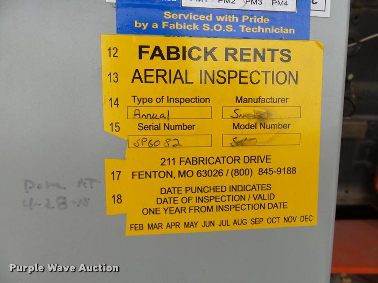 image for item AV9763 2006 Snorkel TB60 boom lift