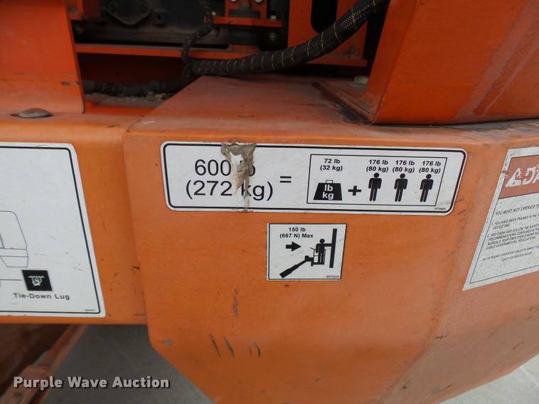 image for item AV9763 2006 Snorkel TB60 boom lift