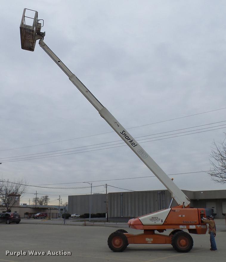 image for item AV9763 2006 Snorkel TB60 boom lift