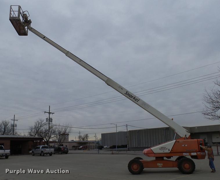 image for item AV9763 2006 Snorkel TB60 boom lift