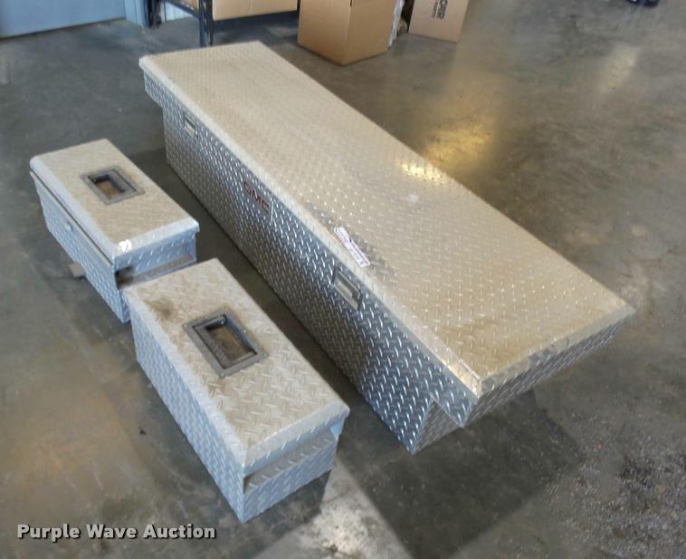 image for item AV9772 (3) GMC factory toolboxes