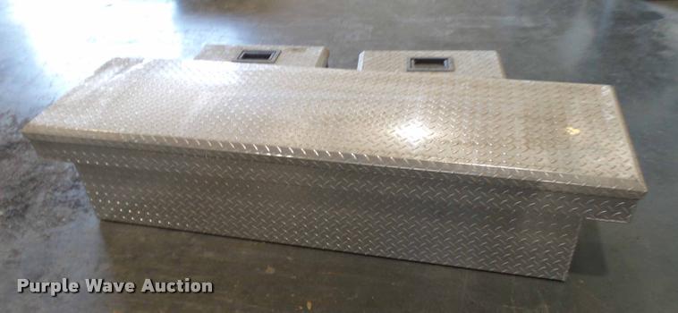 image for item AV9772 (3) GMC factory toolboxes