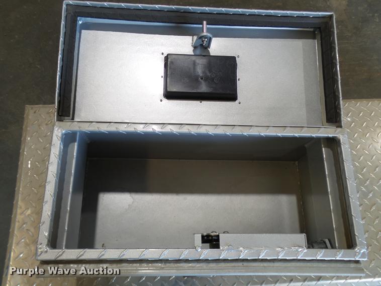 image for item AV9772 (3) GMC factory toolboxes