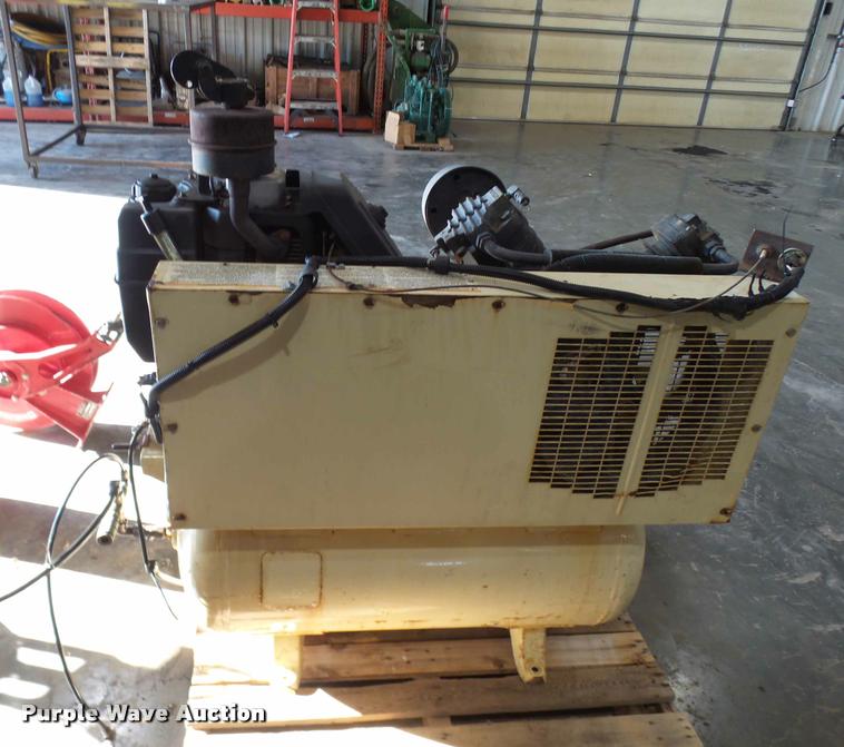 image for item AV9775 Ingersoll Rand 2475-125 air compressor
