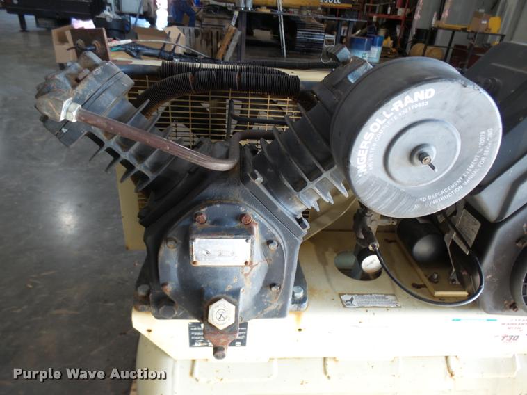 image for item AV9775 Ingersoll Rand 2475-125 air compressor