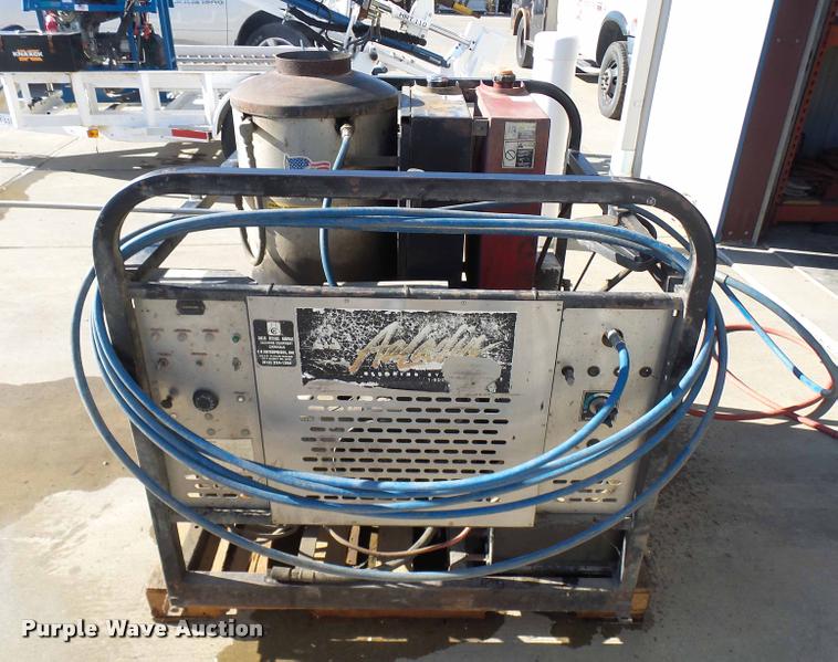 image for item AV9776 Aaladin pressure washer