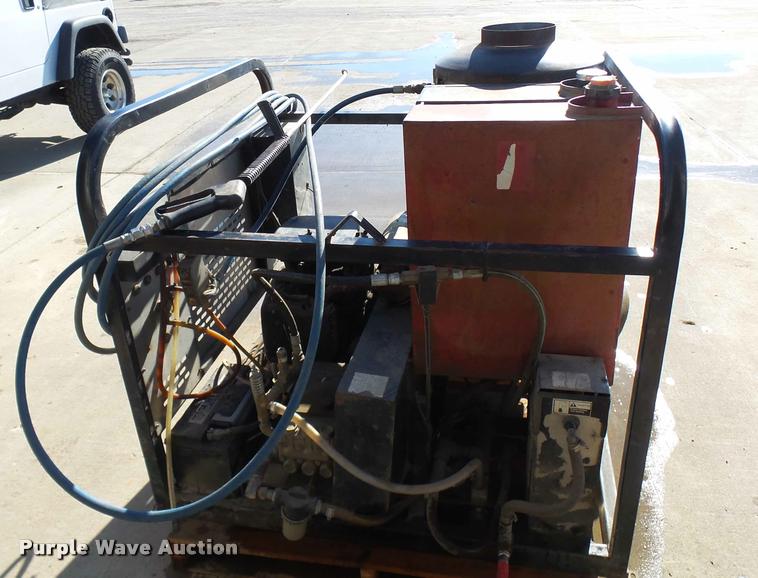 image for item AV9776 Aaladin pressure washer