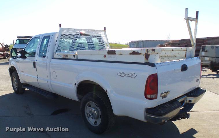 image for item AV9781 2006 Ford F250 Super Duty SuperCab pickup truck