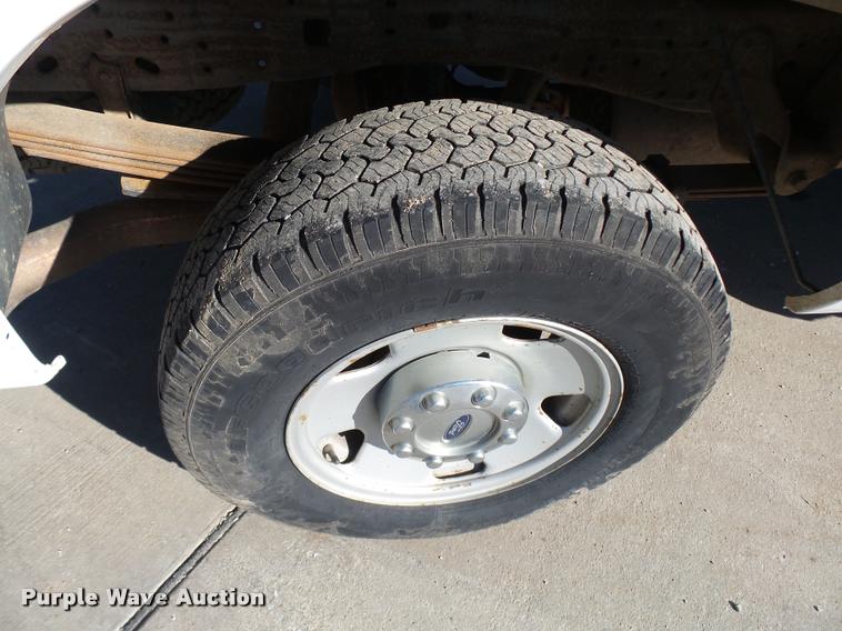 image for item AV9781 2006 Ford F250 Super Duty SuperCab pickup truck