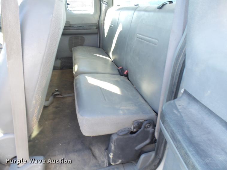 image for item AV9781 2006 Ford F250 Super Duty SuperCab pickup truck