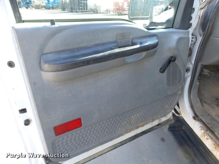 image for item AV9781 2006 Ford F250 Super Duty SuperCab pickup truck