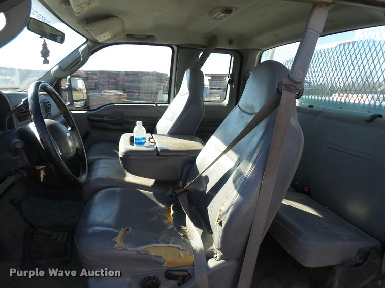 image for item AV9781 2006 Ford F250 Super Duty SuperCab pickup truck