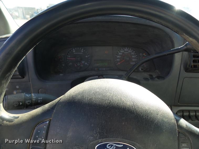 image for item AV9781 2006 Ford F250 Super Duty SuperCab pickup truck