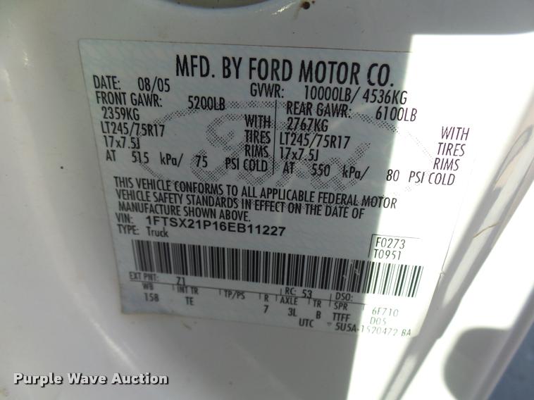 image for item AV9781 2006 Ford F250 Super Duty SuperCab pickup truck