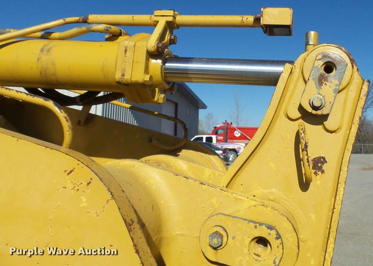 image for item AV9786 1991 Caterpillar 963 track loader