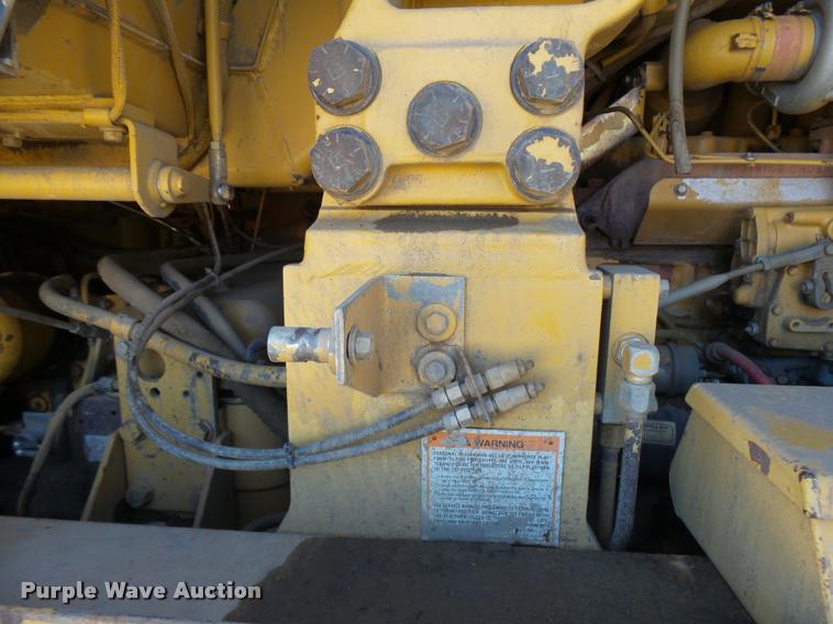 image for item AV9786 1991 Caterpillar 963 track loader