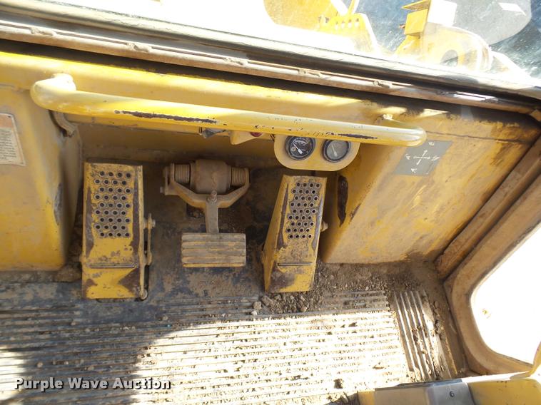 image for item AV9786 1991 Caterpillar 963 track loader