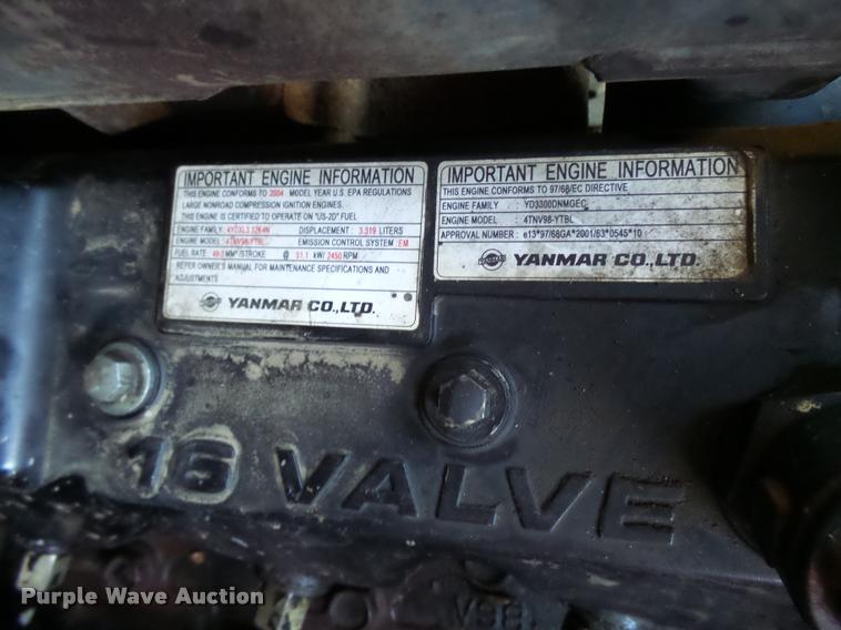 image for item AV9825 2005 Takeuchi TL130 skid steer