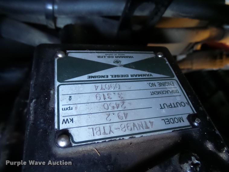 image for item AV9825 2005 Takeuchi TL130 skid steer