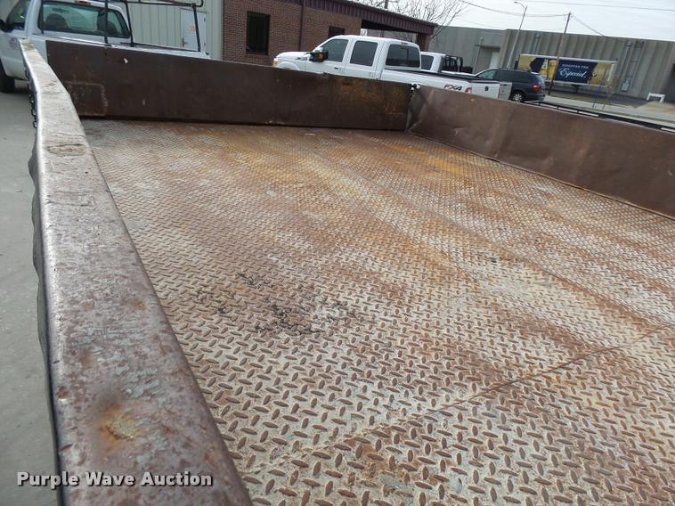 image for item AV9826 1996 Ford F450 Super Duty dump flatbed truck