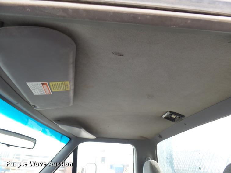 image for item AV9826 1996 Ford F450 Super Duty dump flatbed truck