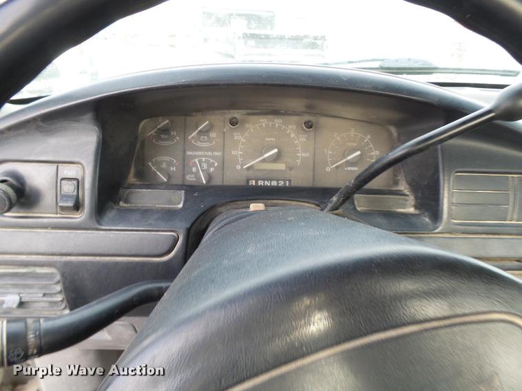 image for item AV9826 1996 Ford F450 Super Duty dump flatbed truck