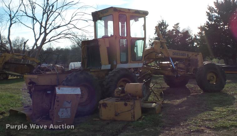 image for item AX9042 Dresser A560E motor grader