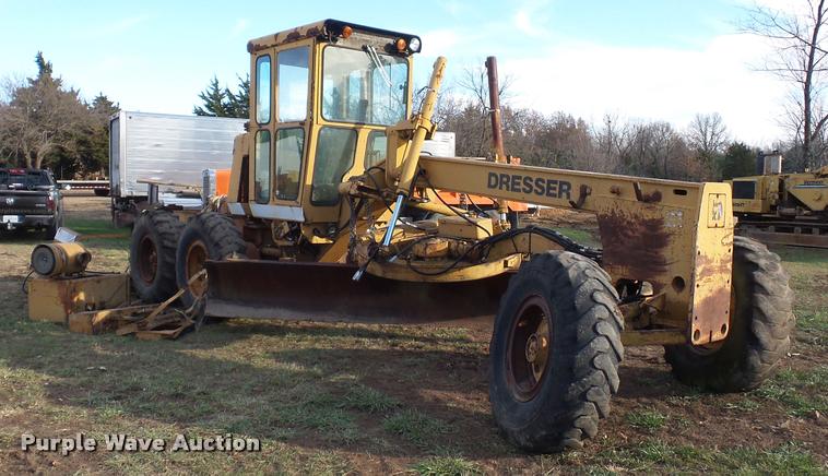 image for item AX9042 Dresser A560E motor grader