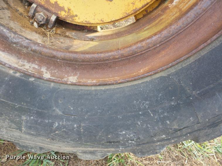 image for item AX9042 Dresser A560E motor grader