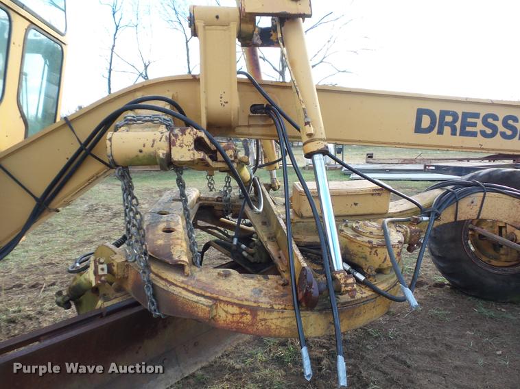 image for item AX9042 Dresser A560E motor grader