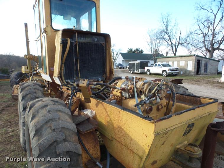 image for item AX9042 Dresser A560E motor grader